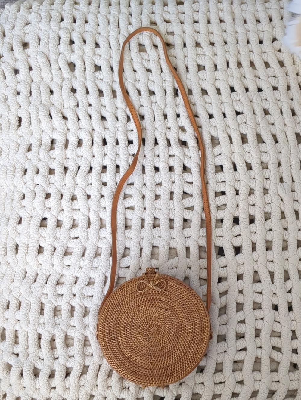 Woven Rattan Round Crossbody Bag